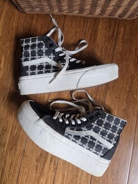 Vans Sk8-Hi Tapered Stackform Platform Black Floral Sneakers Women’s 7.5 EU 38